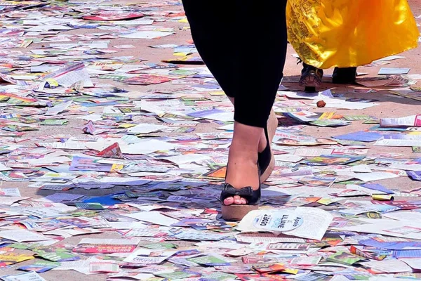 É proibida a distribuição de santinhos de candidatos no domingo de eleição