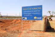 O governador Ibaneis Rocha (MDB) assinou, na manhã desta sexta-feira (29/8), ordem de serviço para construção do viaduto de acesso a Planaltina. O governador Ibaneis Rocha (MDB) assinou, na manhã desta sexta-feira (29/8), ordem de serviço para construção do viaduto de acesso a Planaltina.