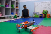 A organização também oferece uma sala de brinquedos para os assistidos A organização também oferece uma sala de brinquedos para os assistidos