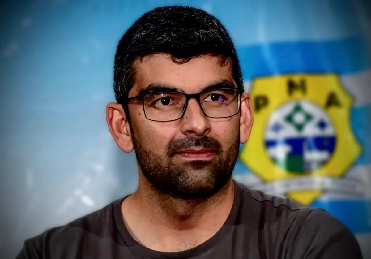 Candidato a governador se pronuncia com esposa após vídeo íntimo viralizar - imagem 3 Candidato a governador se pronuncia com esposa após vídeo íntimo viralizar - imagem 3