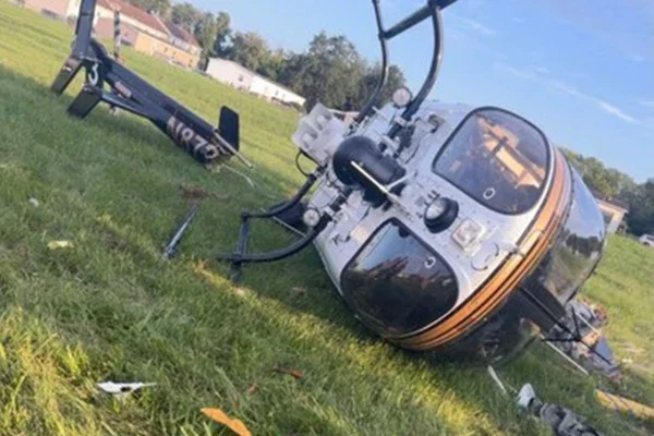 Piloto morre após avião bater em helicóptero da polícia nos EUA