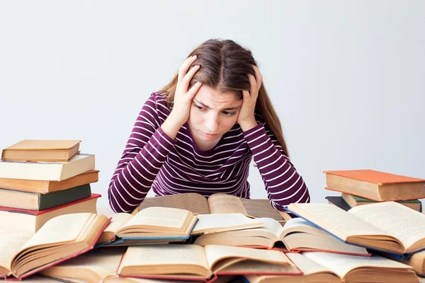 Quer estudar sozinho e de graça? Veja esses sites