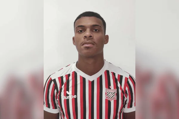 Jogador do Paulista sofre parada cardíaca em campo durante treino