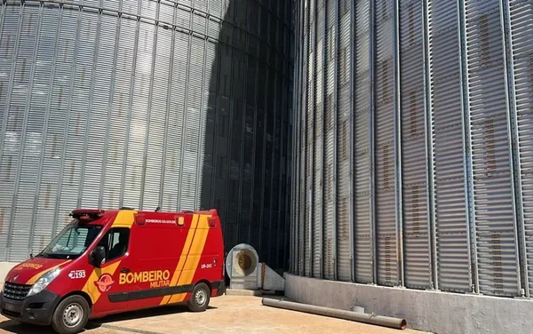 goias trabalhador cai silo de soja