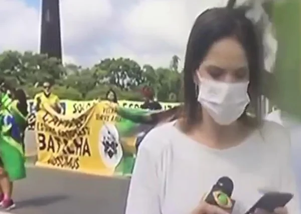Clarissa Oliveira, da Band, é agredida