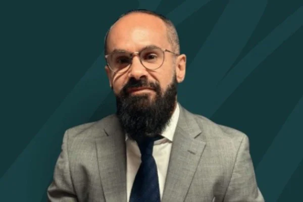 Foto colorida do empresário Ricardo Magro, dono do Grupo Refit - Metrópoles