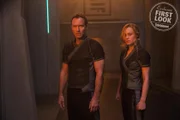 Jude Law interpreta o comandante da Starforce, e vê Carol como uma aprendiz e projeto. O ator comentou à ET que o filme toca no tema de "aprender a controlar as emoções e usar seus poderes com inteligência" Jude Law interpreta o comandante da Starforce, e vê Carol como uma aprendiz e projeto. O ator comentou à ET que o filme toca no tema de "aprender a controlar as emoções e usar seus poderes com inteligência"