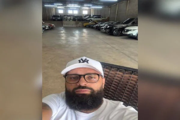 Fraude milionária do INSS abasteceu garagem de carros de luxo