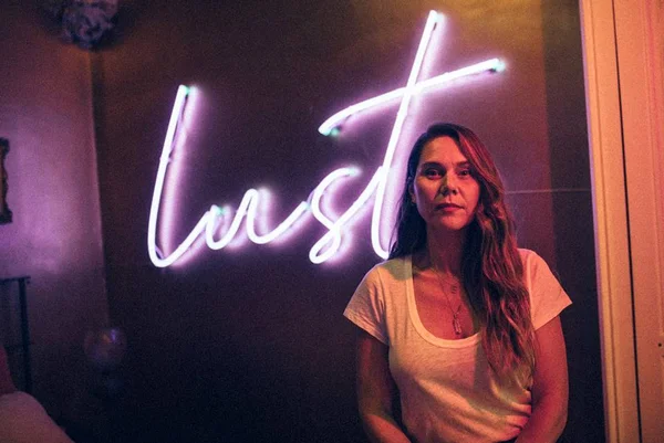 “Elas amam pornô”, diz Erika Lust, pioneira na pornografia feminista
