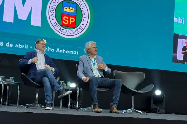 Imagem colorida do pré-candidato Ronaldo Caiado em evento na capital paulista