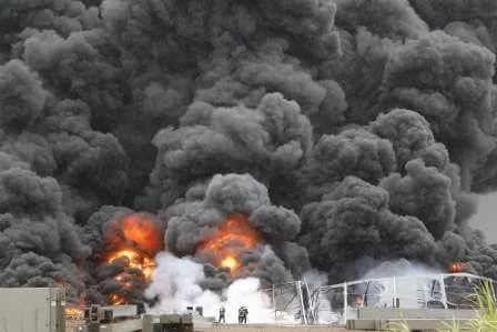 Imagens surpreendem e mostram tamanho de incêndio na BR-101 em SC