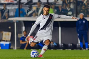 Coutinho jogou contra o Santos em duas ocasiões