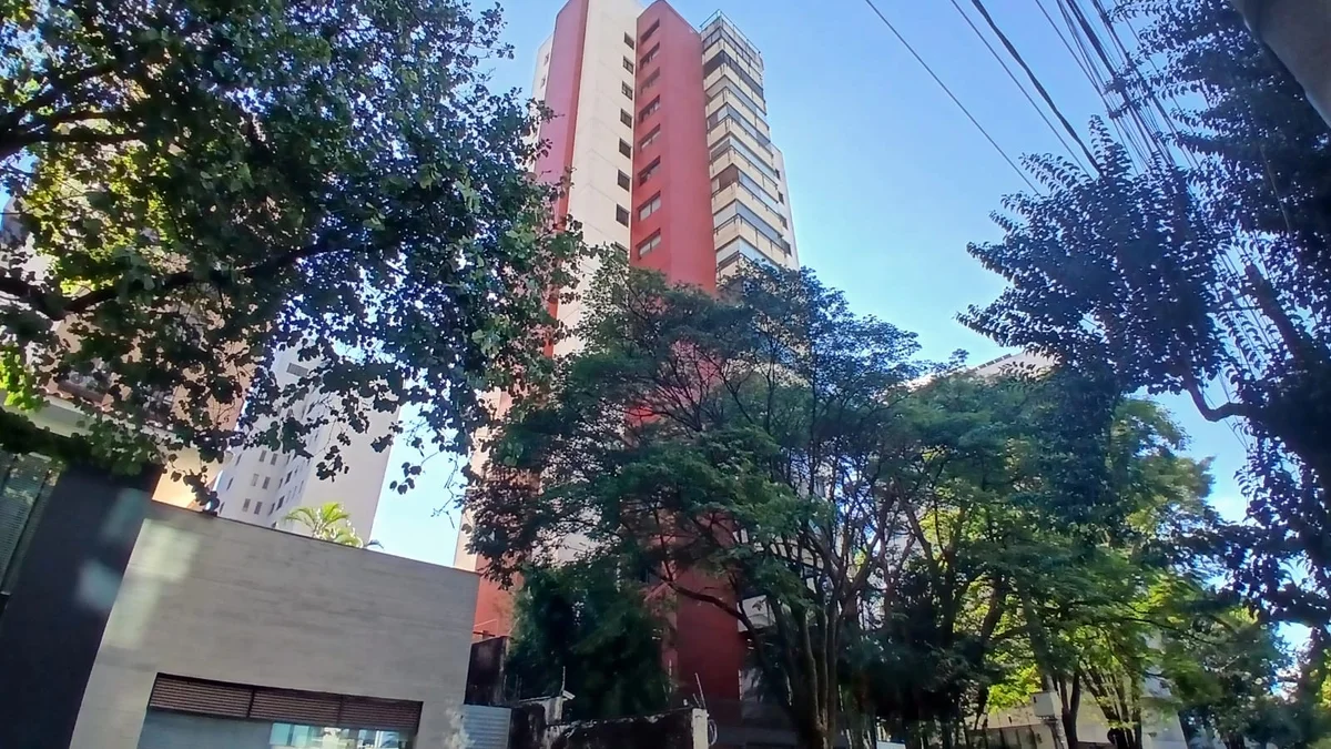 Prédio onde casal foi morto em BH Prédio onde casal foi morto em BH