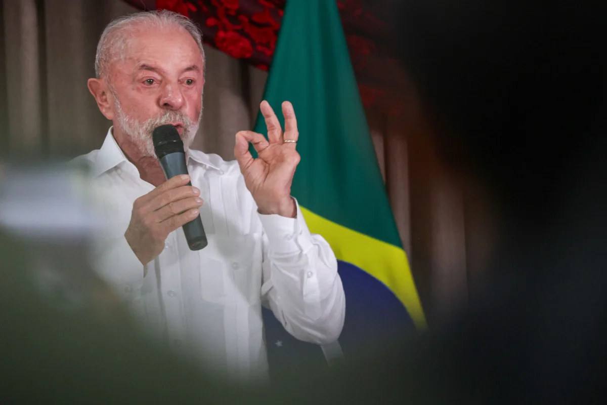 Após 1º turno, Lula diz que carregou “nas costas” a “promiscuidade” no STF