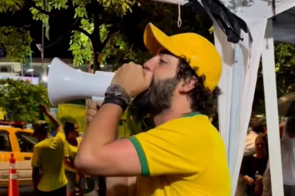 Esdras dos Santos