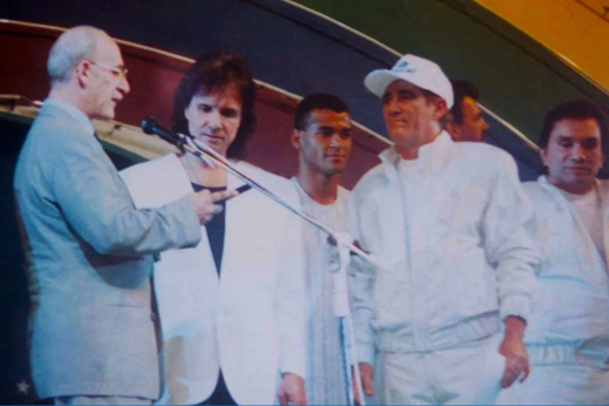 Roberto Carlos e Os Trapalhões no Criança Esperança Roberto Carlos e Os Trapalhões no Criança Esperança