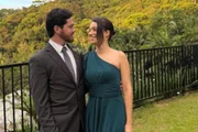 Ele passou cinco anos no seminário com o desejo de ser padre, enquanto ela viveu dois anos em um Carmelo, sonhando em seguir a vida religiosa