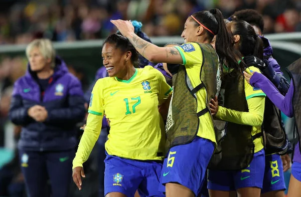 Audiência na TV e no YouTube comprova a força do futebol feminino