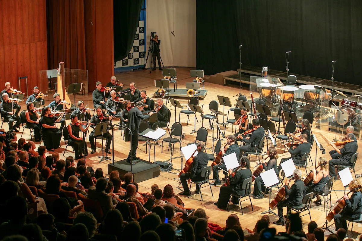 Abertura do concerto da paz; Canto de amor e paz - Claudio Santoro Abertura do concerto da paz; Canto de amor e paz - Claudio Santoro