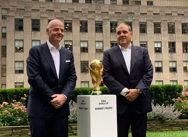 Imagem colorida de Infantino, presidente da Fifa