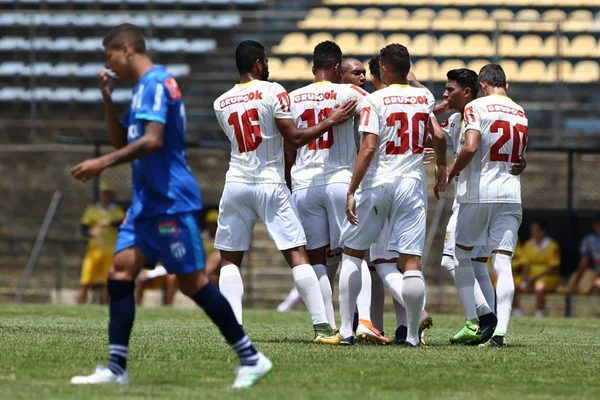 Com golaço de Manoel, Brasiliense vence URT-MG em amistoso no DF