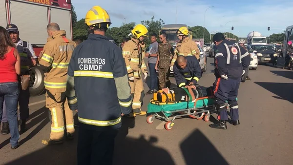 Militar do Exército é atropelado no Eixo Monumental