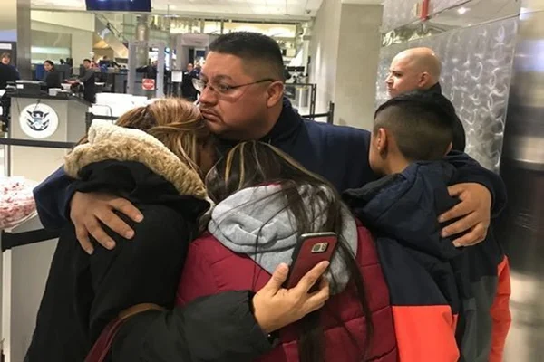 Estados Unidos deportam mexicano que vivia no país há 30 anos