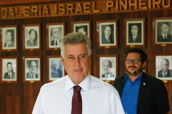 Animadores de torcida de Rollemberg custam R$ 766 mil por ano ao DF