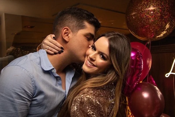 Bruna Nardelli celebra novo ano com muito estilo no SouthSide