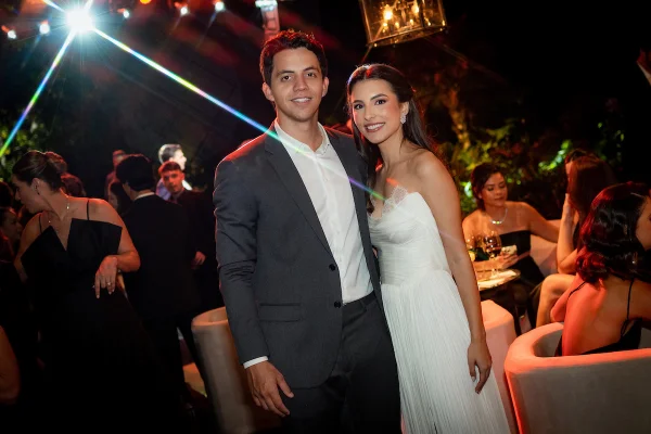 Paulo Henrique Chaves e Vitória Cruz