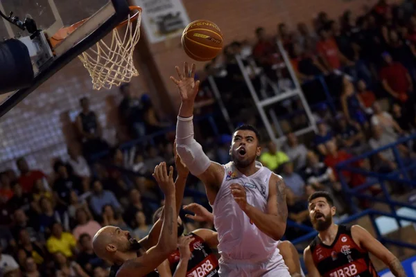 Dirigente afasta possibilidade de Brasília nos playoffs do NBB