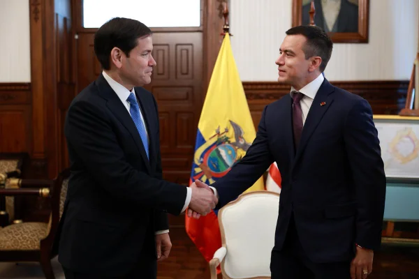 Imagem colorida mostra Marco Rubio e Daniel Noboa - Metrópoles