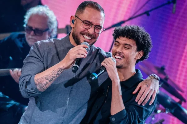 Filho de Diogo Nogueira deixa recado após cantor ter infecção grave