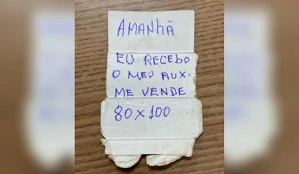 Traficante surdo e mudo negocia venda de drogas por meio de bilhete
