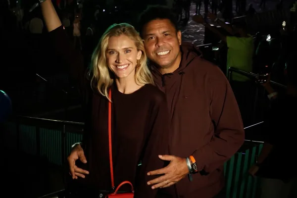 Celina Locks e Ronaldo Fenomeno - Metrópoles