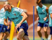 Erling Haaland tornou os elásticos de cabelo como uma marca registrada do seu visual 