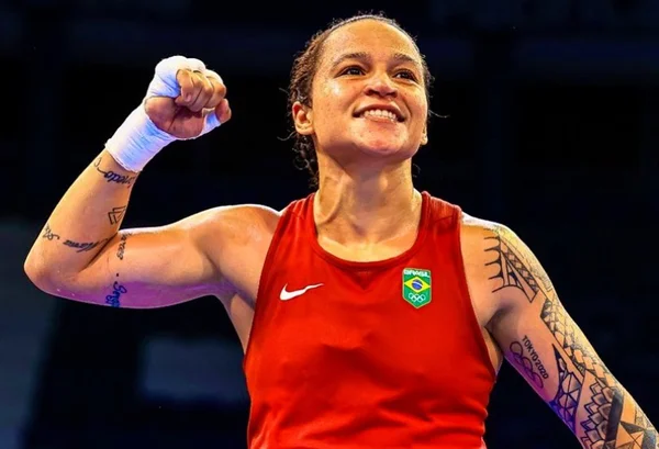 Bia Ferreira fica com a prata em Istambul