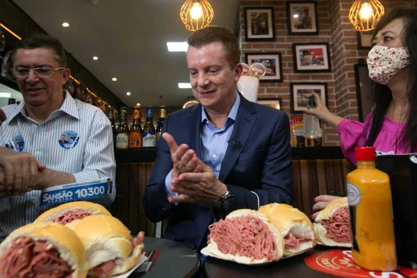 Russomanno promete reativar programa de Haddad para moradores de rua