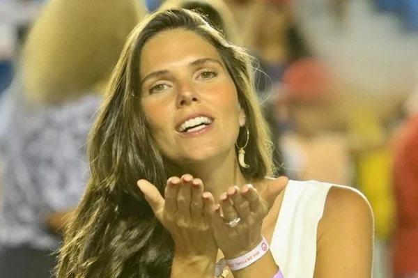Daniella Sarahyba é escolhida musa do Camarote Nº1 na Sapucaí