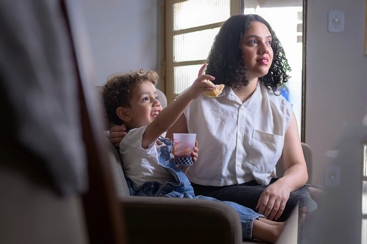 O filho mais velho de Thaynara teve bronquiolite grave com 1 ano de vida O filho mais velho de Thaynara teve bronquiolite grave com 1 ano de vida