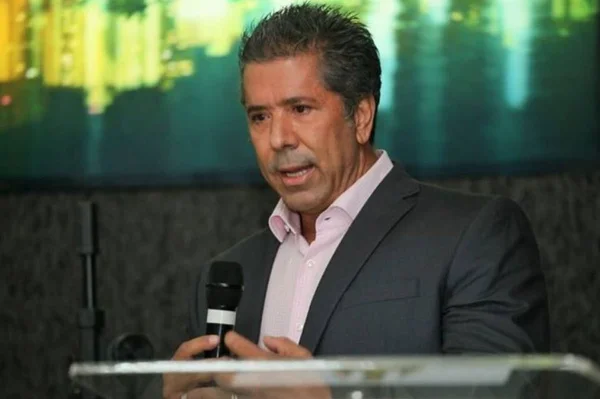 Ex-diretor do BRB toma posse como secretário na Prefeitura de Goiânia
