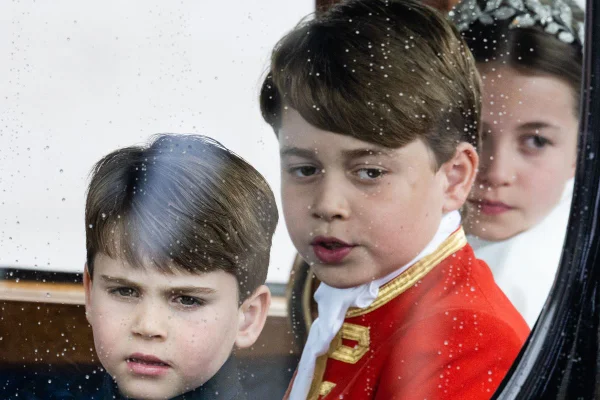George, Charlotte e Louis podem ser a solução para dilema de Charles