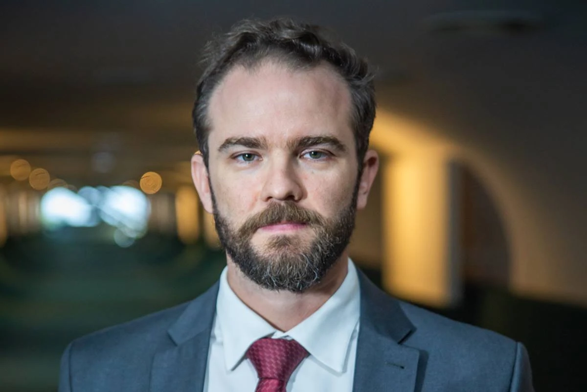 Durigan não comparecerá à CCJ para debater PEC da jornada de trabalho