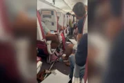 Pelo menos 12 pessoas ficaram feridas após um voo da Air India enfrentar uma forte turbulência durante uma viagem
Pelo menos 12 pessoas ficaram feridas após um voo da Air India enfrentar uma forte turbulência durante uma viagem