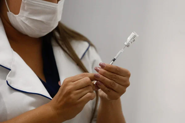 Vale a pena pagar para tomar a vacina quadrivalente contra a gripe?
