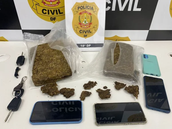 PCDF prende traficantes que armazenavam droga avaliada em R$ 30 mil
