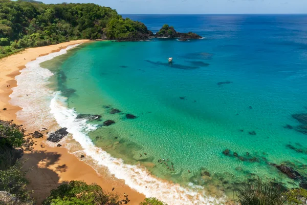 Aeroporto de Fernando de Noronha libera nova área de desembarque