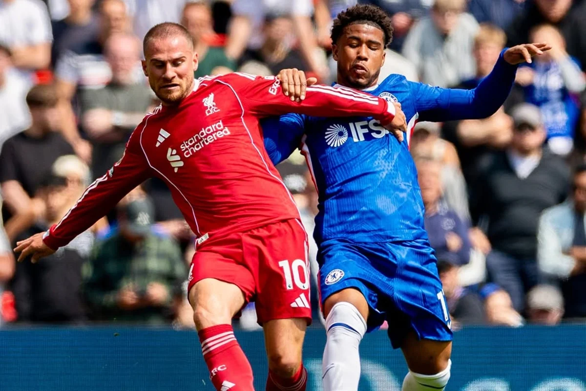 Partida entre Liverpool e Chelsea Partida entre Liverpool e Chelsea