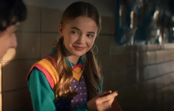 Por que Stranger Things mudou a atriz de Holly na última temporada