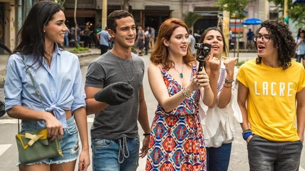 Ex-BBB Ana Clara grava quadro para o Vídeo Show